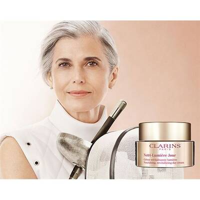 Clarins Nutri Lumiere Day Cream 50 ml Besleyici Onarıcı Krem - 9