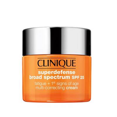 Clinique Superdefense SPF 25 Yağlı Ciltler İçin 50 ml Yaşlanma Karşıtı Nemlendirici Jel - 1