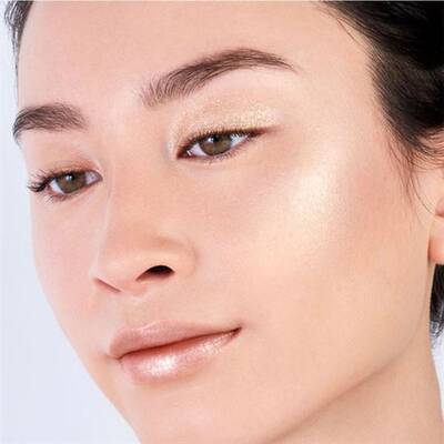 Shiseido Aura Dew 02 Aydınlatıcı - 3